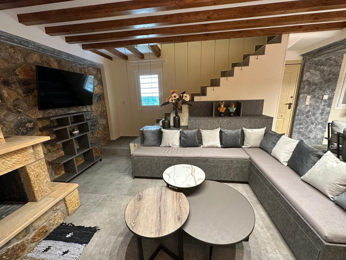Nikole'S Villas Luxury 180M2 Tirós المظهر الخارجي الصورة