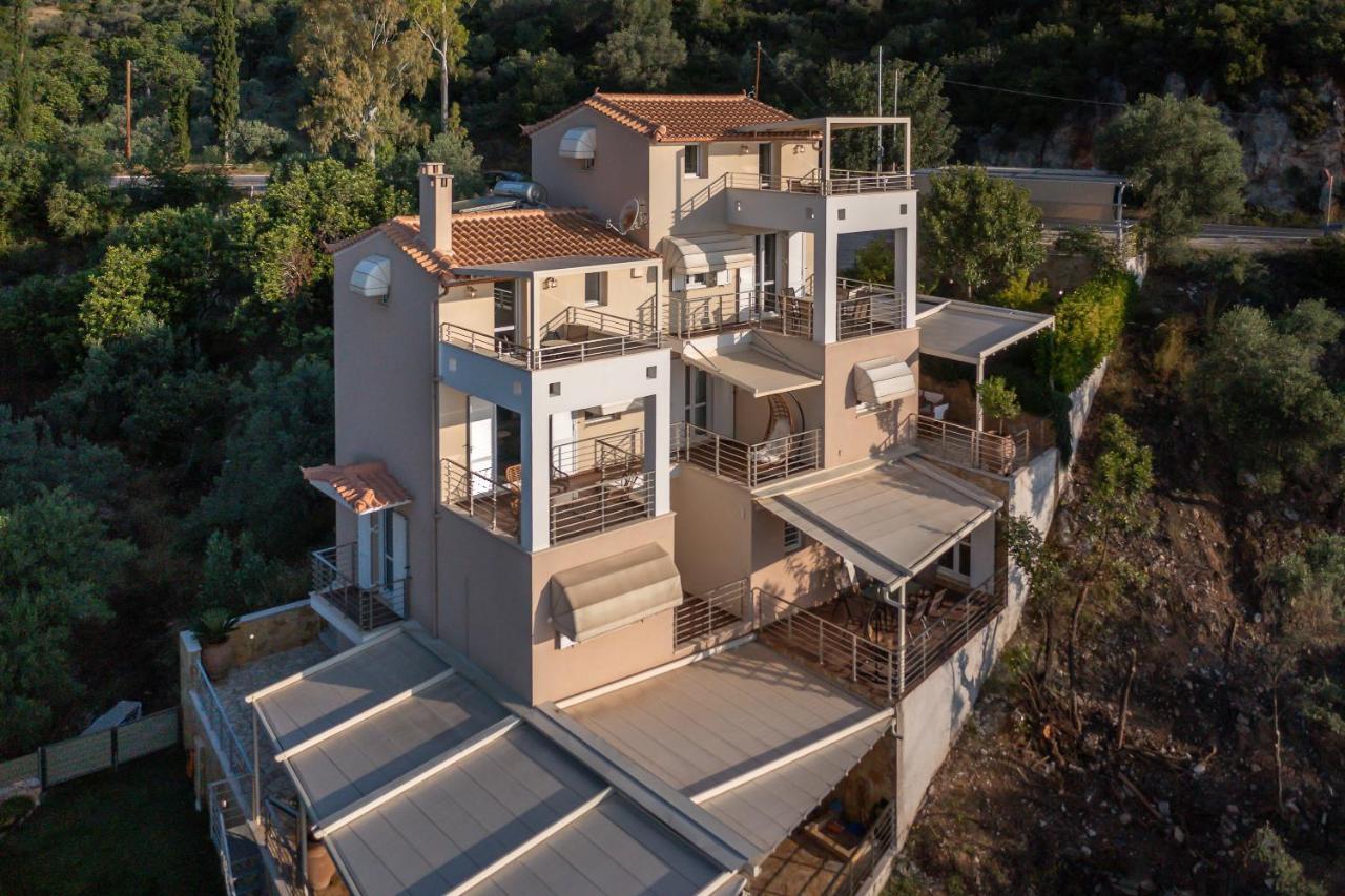 Nikole'S Villas Luxury 180M2 Tirós المظهر الخارجي الصورة